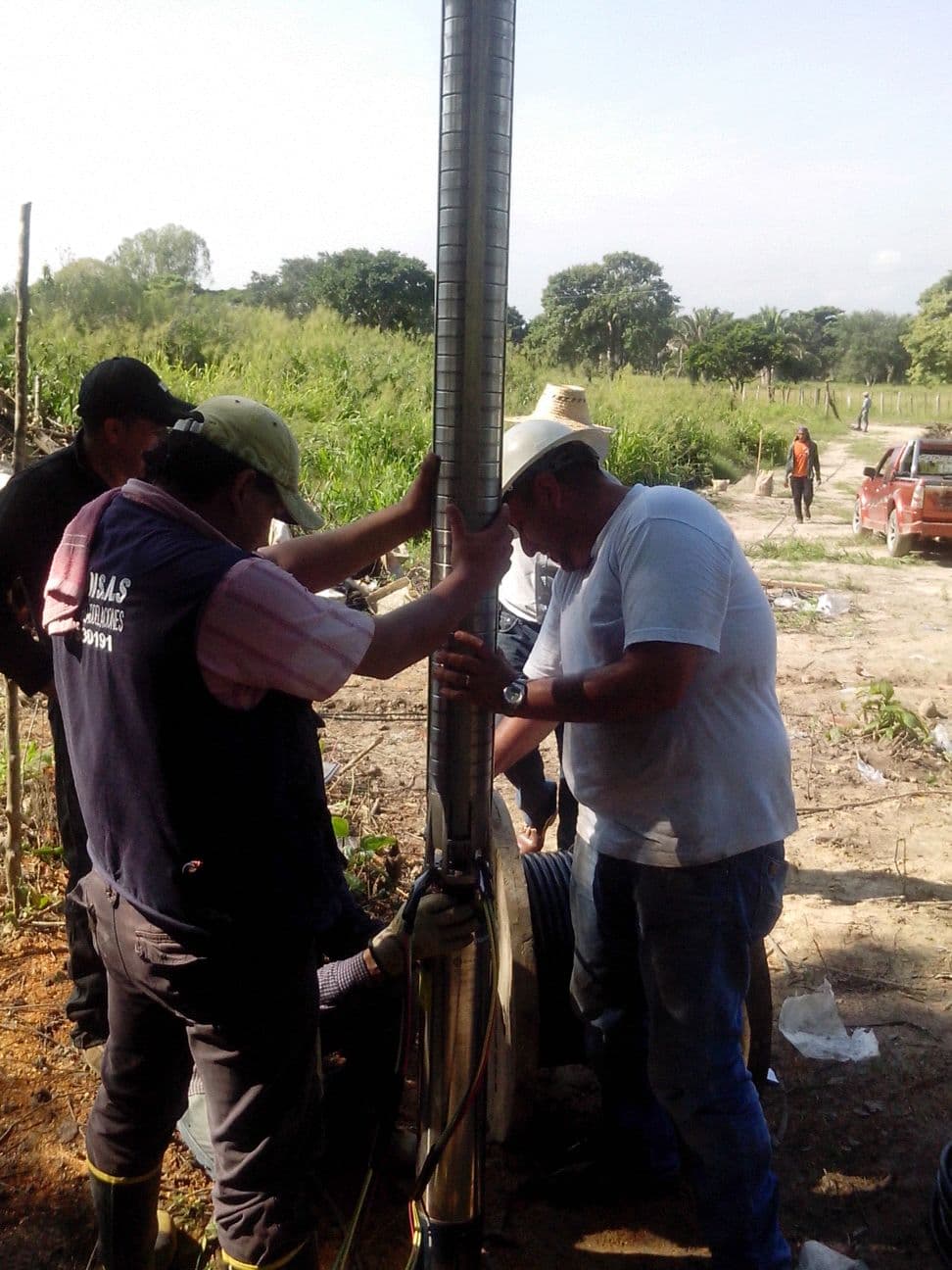 Instalación de bomba sumergible solar
